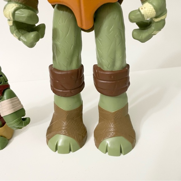 TNMT Teenage Mutant Ninja Turtle Donatello and Leonardo Weapon Mutation Toys - Picture 3 of 15